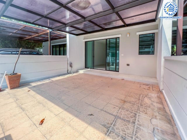 *****ทาวน์โฮมมือสองย่านนนทบุรี ม.ทาวน์พลัสเอ็กซ์ ประชาชื่น เนื้อที่ 21 ตร.ว. ฟังก์ชัน 3 ห้องนอน 3 ห้องน้ำ 2 ที่จอดรถ บ้านสวย สภาพใหม่ บนทำเลโซนเมือง เชื่อมต่อถ.ติวานนท์ ถ.แจ้งวัฒนะ และถ.งามวงศ์วาน และใกล้รถไฟฟ้าสายสีชมพู "สถานีสนามบินน้ำ"